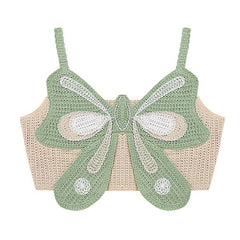 Top de crochet con mariposas de estética indie