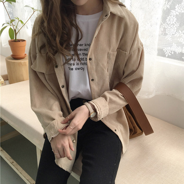 Camisa de pana cómoda y bonita
