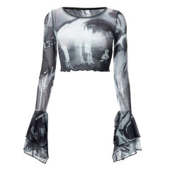 Futuristisches Mesh-Top mit ausgestellten Ärmeln