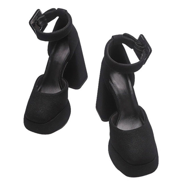 Tacones de plataforma Barbiecore