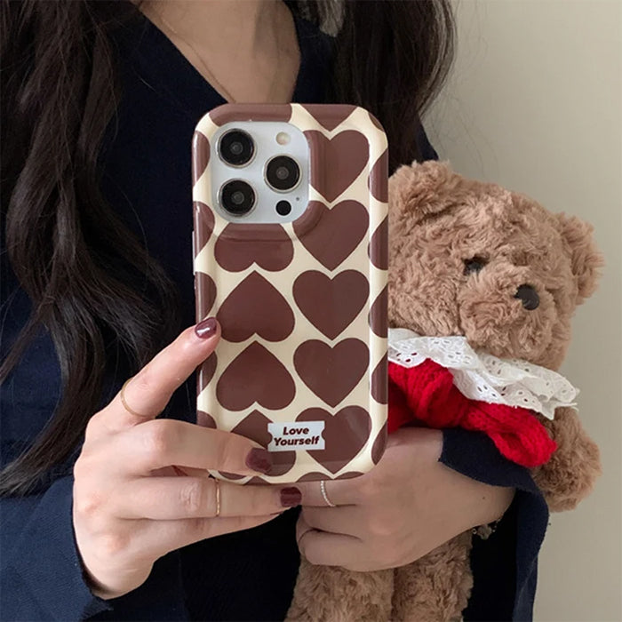 Funda para iPhone con corazón marrón