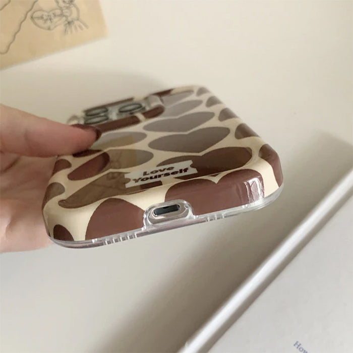 Funda para iPhone con corazón marrón