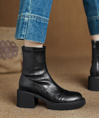 Retro-Stiefeletten mit quadratischer Zehenpartie und Plateau