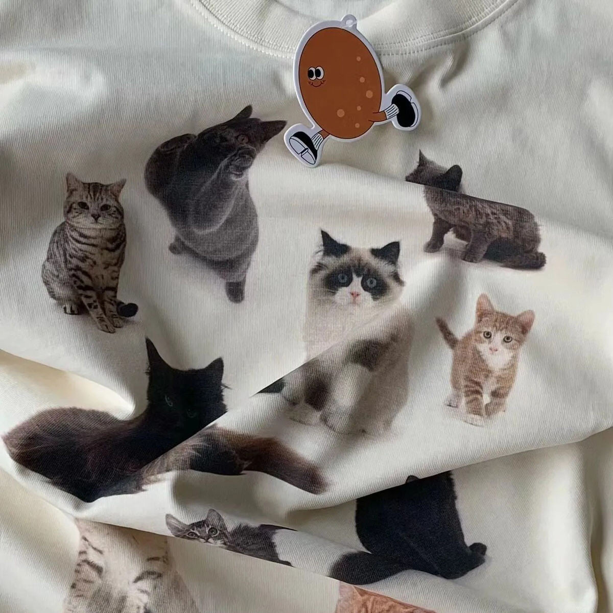 Camiseta estética con estampado de gato