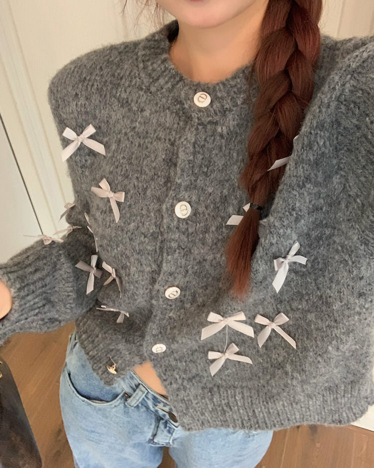 Cárdigan gris estético Coquette