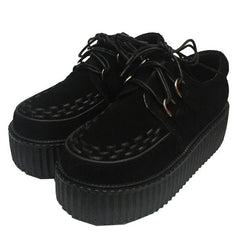 Creepers de terciopelo de malos modales