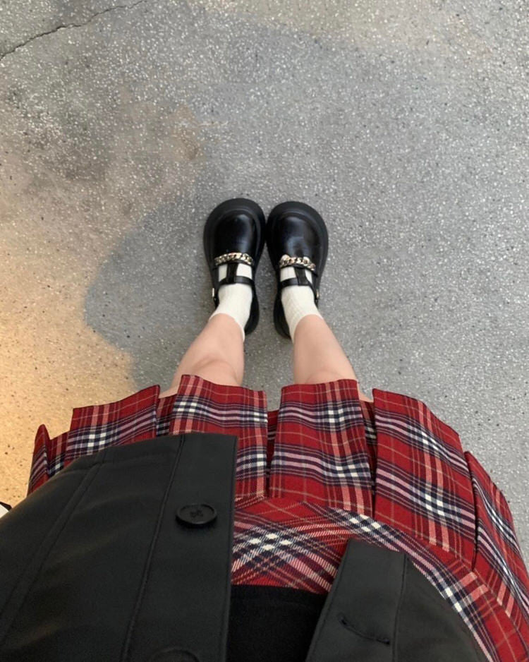 Red Plaid Grunge Pleated Skirt