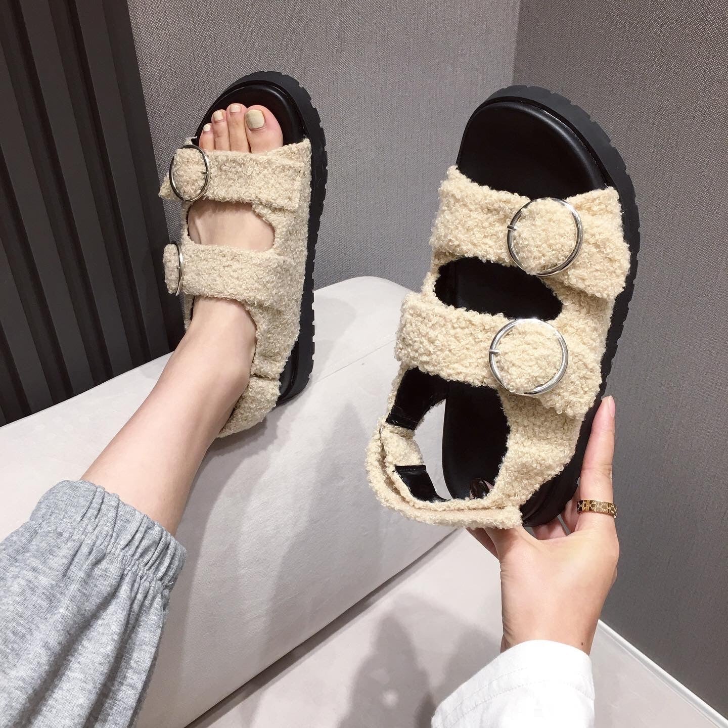 Fur Casual Heels Low-Heeled Gladiator Flat Sandals