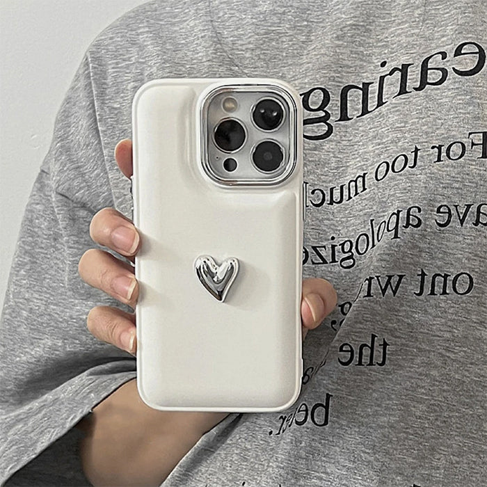 Funda minimalista con diseño de corazón para iPhone