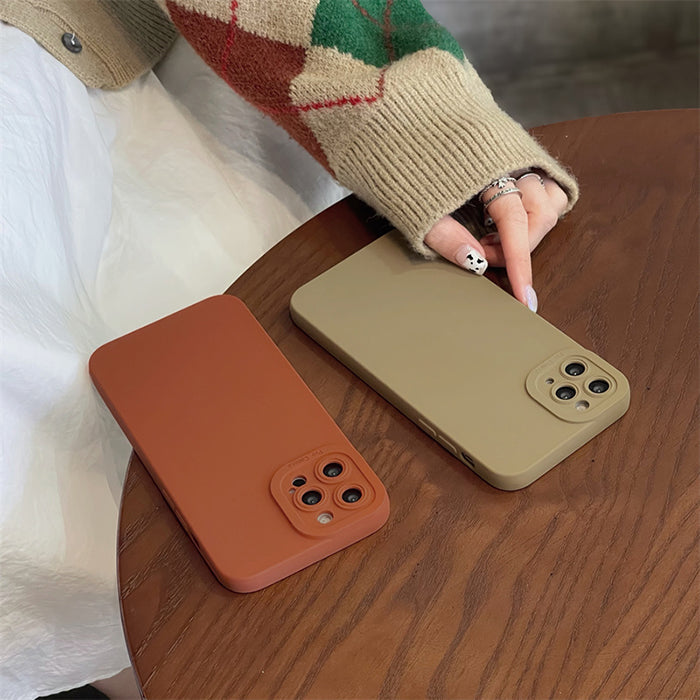 Funda minimalista mate para iPhone