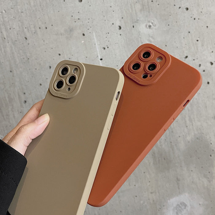 Funda minimalista mate para iPhone