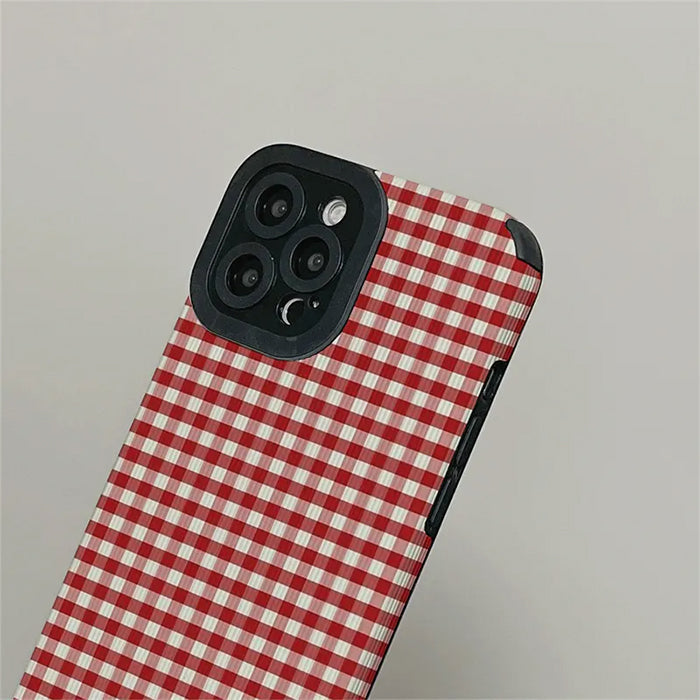 Funda para iPhone con cuadros rojos preppy