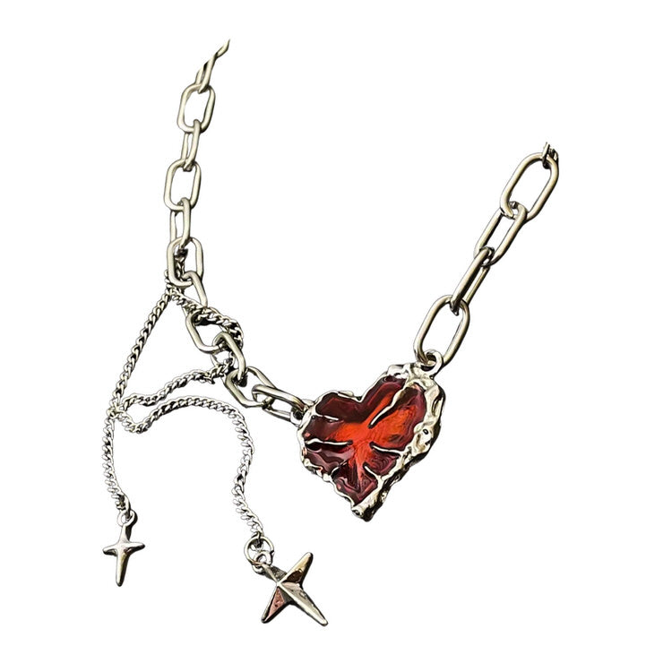 Collar de cadena con corazón de piedra roja