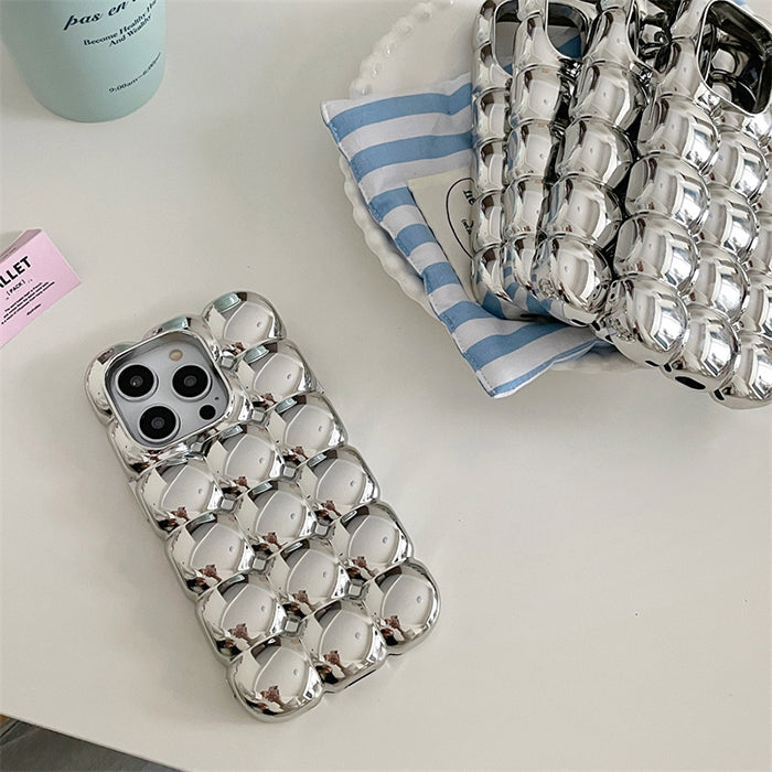 Funda plateada con burbujas para iPhone