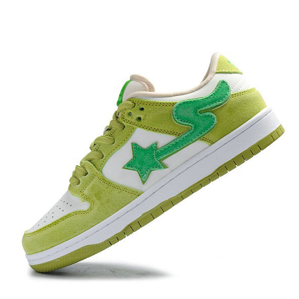 Saure grüne Stern-Sneaker