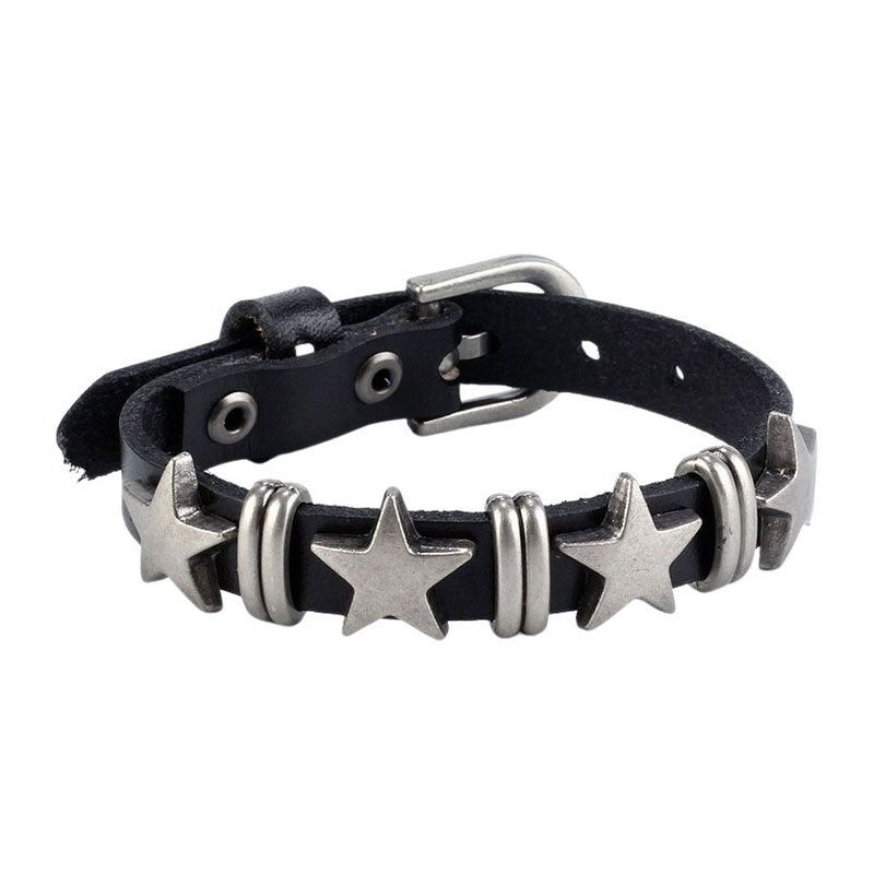 Pulsera de cuero con estrella de estética grunge