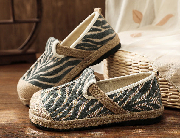 Embroidered Ethnic Style Small Fresh Casual Shoes