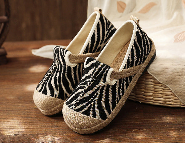 Embroidered Ethnic Style Small Fresh Casual Shoes