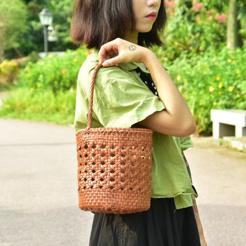 Simple Cowhide Hollowed Out Bucket Bag Cylinder Bag