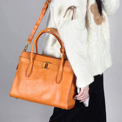 Classic Design Cowhide Ladies Shoulder Bag For Business