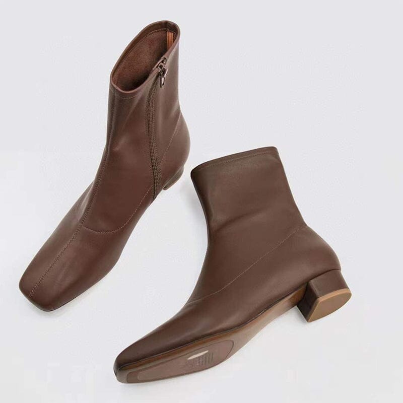 Botas tipo calcetín con punta cuadrada en amarillo, beige, negro y café