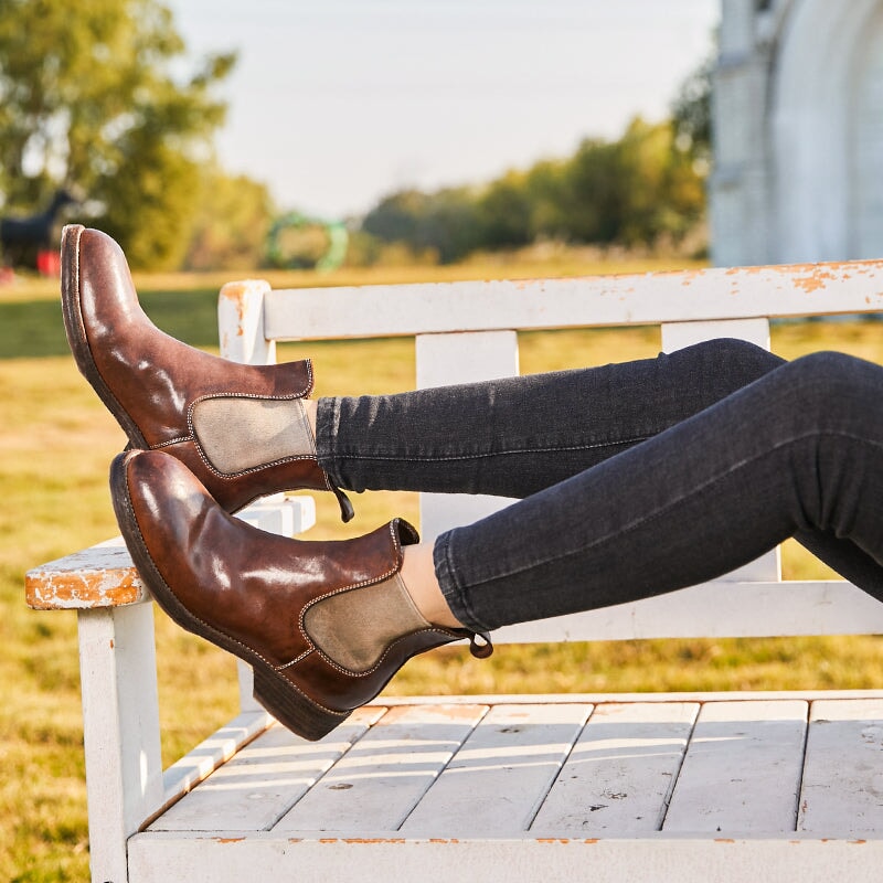 Classic Horse Sole Short Boots