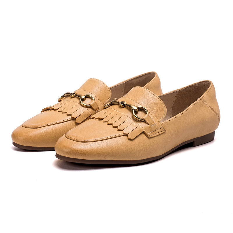 Mocasines clásicos con borlas y bocado de caballo, estilo relajado, en amarillo, beige y negro