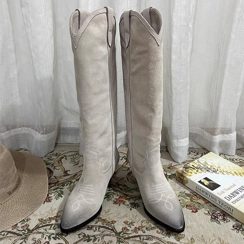 Botas vaqueras de ante estilo western para mujer, hasta la rodilla, con tacón de bloque, en gris, marrón y negro. Todas de cuero genuino.