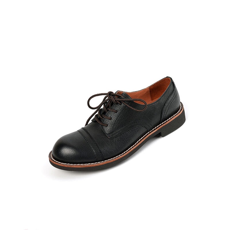 Retro Oxfords mit runder Spitze und Schnürung im Derby-Stil