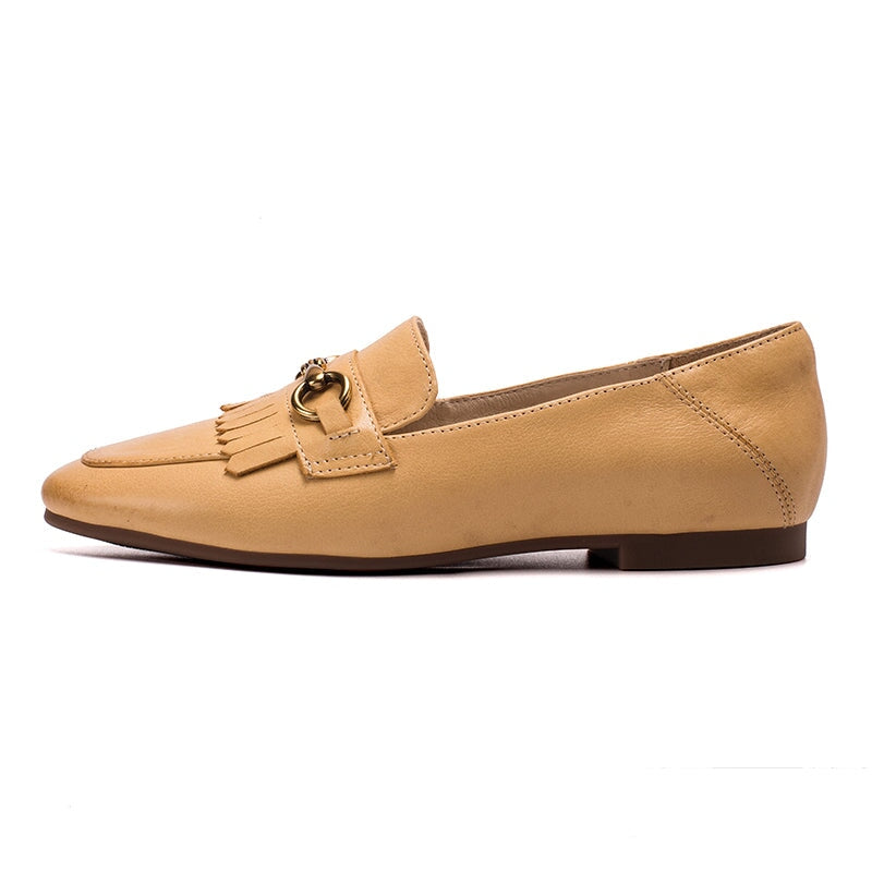 Mocasines clásicos con borlas y bocado de caballo, estilo relajado, en amarillo, beige y negro