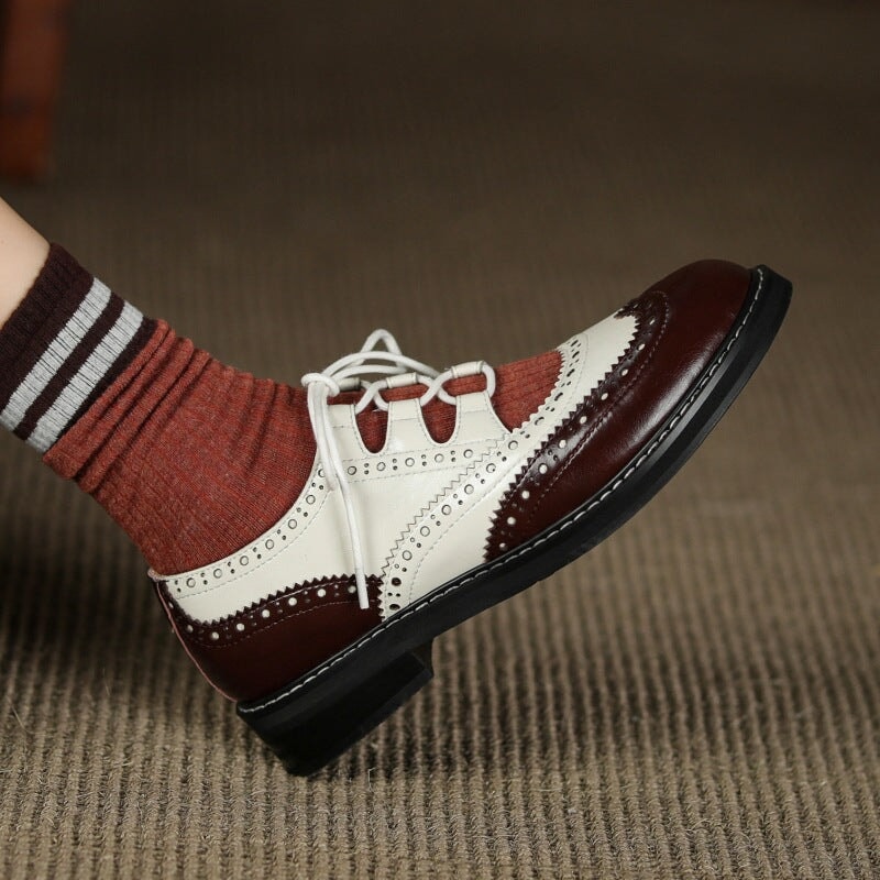 Zapatos Oxford brogue con punta redonda y cordones estilo retro