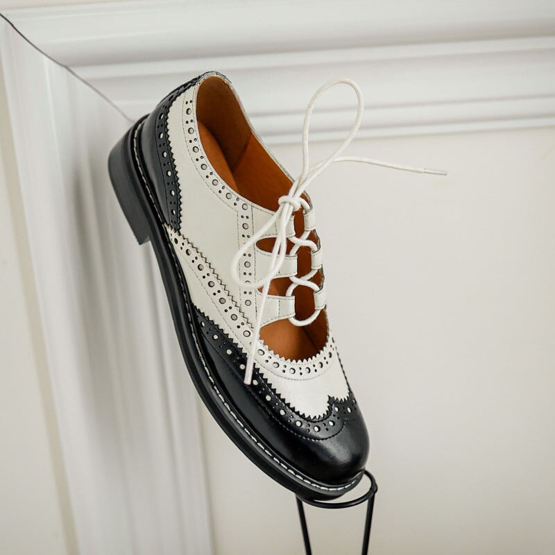 Retro Lace Up Shoes Round Toe Brogue Oxford Shoes