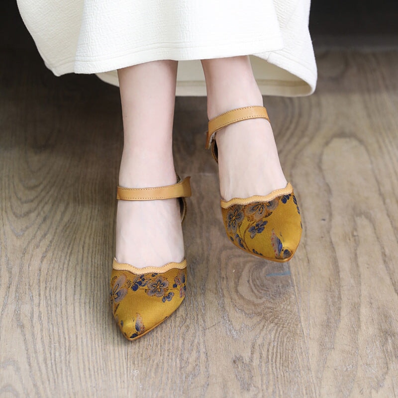 Mary Jane Pumps Kitten Heels Pointed Toe Retro Printing Style