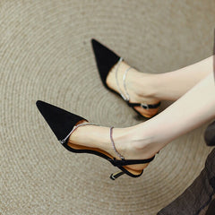 Sandaletten mit spitzer Spitze und 65 mm Kitty Heel-Absatz, Slingback-Pumps, mit Kristallverzierung