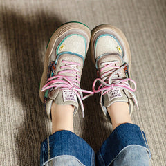 Zapatillas de plataforma de caña alta con cordones y color en contraste