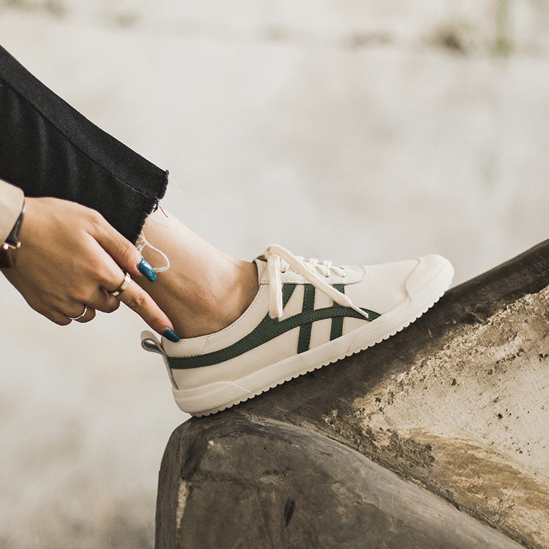 Zapatos blancos suaves hechos a mano Zapatillas con cordones Zapatos de diseñador Rojo/Verde