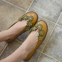 Mocasines planos hechos a mano con flores